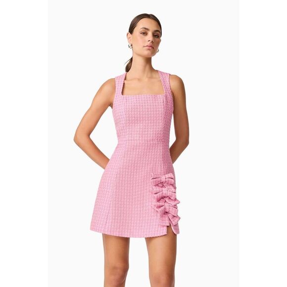 Elliatt Dresses & Skirts - Elliatt Alia A Line Mini Dress in Pink Wedding Guest Cocktail size XXL Flaw!!!